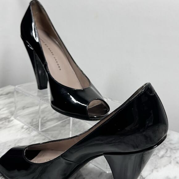 Marc by Marc Jacobs Black Patent Peep Toe Heels Size 37 Made in Italy US 
7.5 - Picture 1 of 8